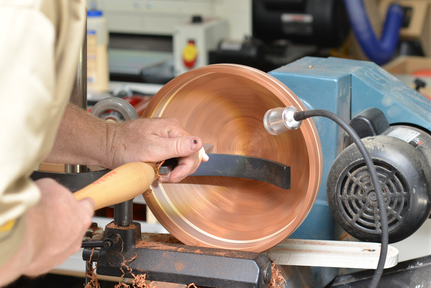 Read more about the article The Art of Woodturning: A Journey in Craftsmanship